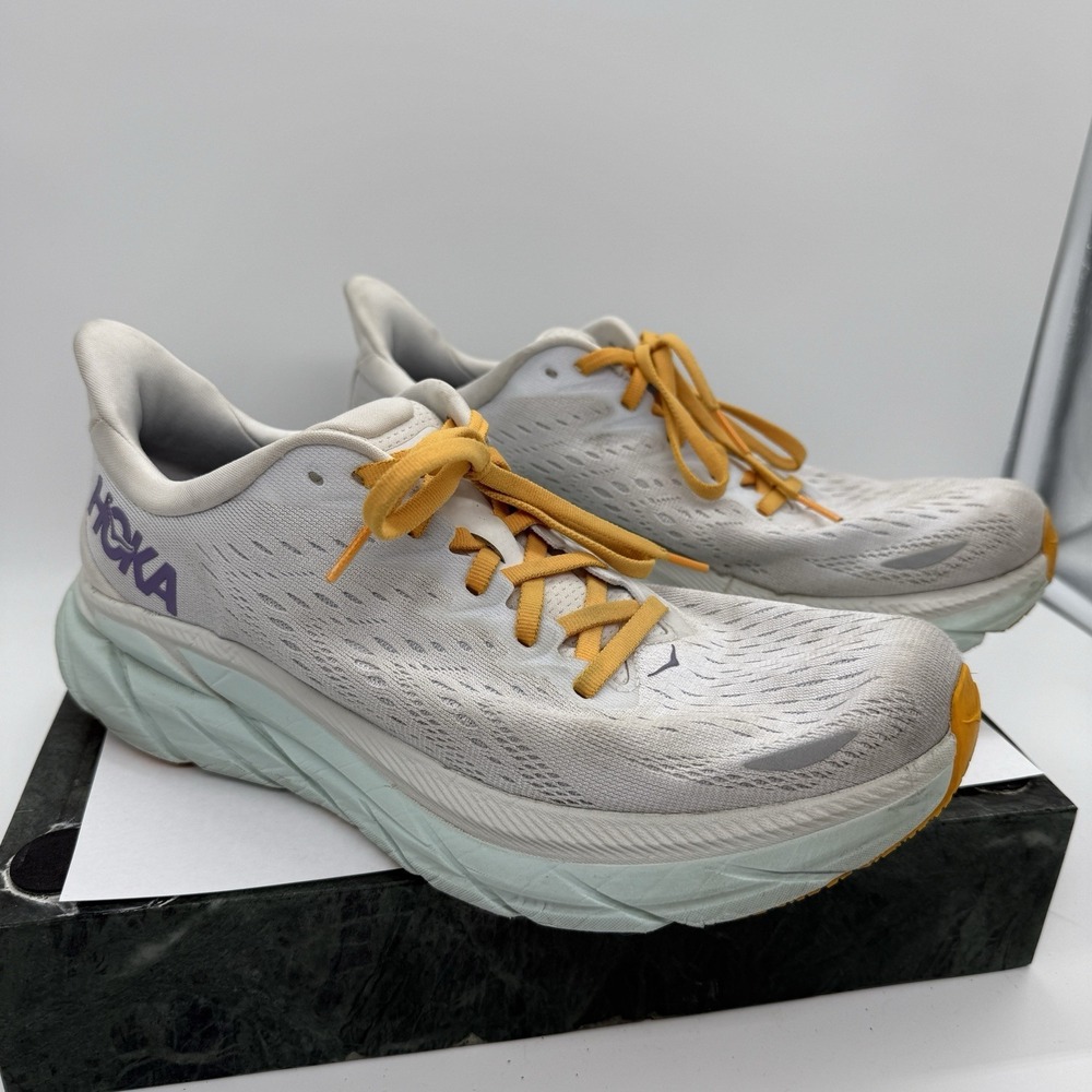 Hoka One One Clifton 8‎ Women's Running Shoes Sz 9.5B F27221L White